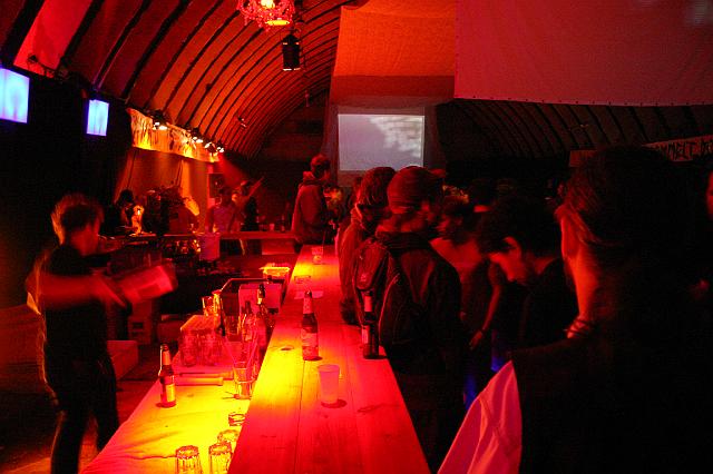 Chaos Communication Camp 2007, Flughafenmuseum Finowfurt : CCC-Camp-2007_IMG_481-8142 : half a hangar raving hax0rz