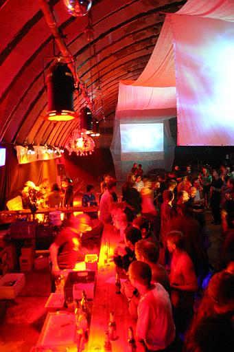 Chaos Communication Camp 2007, Flughafenmuseum Finowfurt : CCC-Camp-2007_IMG_481-8160 : half a hangar raving hax0rz