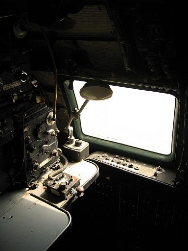 Chaos Communication Camp 2007, Flughafenmuseum Finowfurt : CCC-Camp_2007_IMG_479-7943 : inside the Iljuschin IL-14 , communications operator space