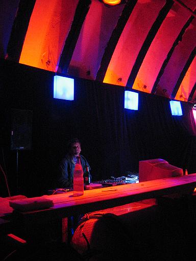 Chaos Communication Camp 2007, Flughafenmuseum Finowfurt : CCC-Camp_2007_IMG_479-7976 : DJ Zewski inside Art&Beauty shelter