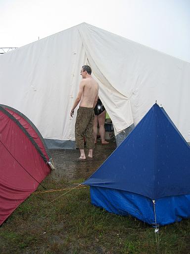 Chaos Communication Camp 2007, Flughafenmuseum Finowfurt : CCC-Camp_2007_IMG_480-8032 : no showering without soap