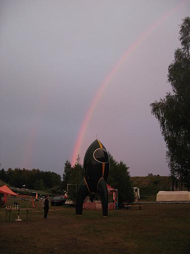 Chaos Communication Camp 2007, Flughafenmuseum Finowfurt : CCC-Camp_2007_IMG_480-8088 : rainbow rocket