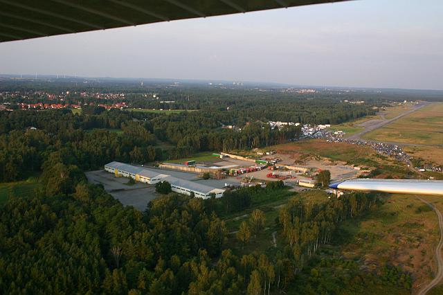 Chaos Communication Camp 2007, Flughafenmuseum Finowfurt : CCC-Camp_2007_zewski__IMG_479-7960 : Chaos Communication Camp 2007 from above