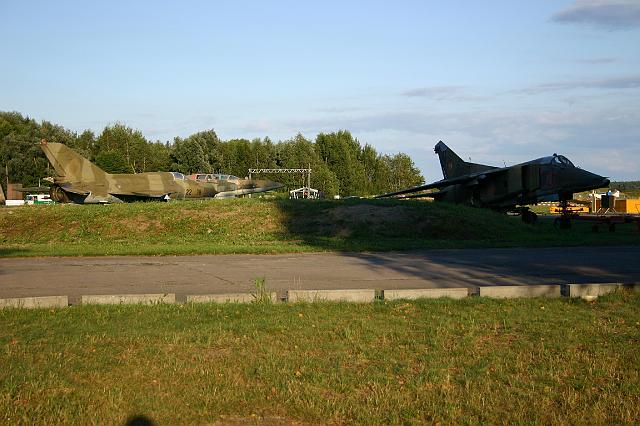 Chaos Communication Camp 2007, Flughafenmuseum Finowfurt : CCC_Camp_2007_IMG_478-7819 : more MIGs