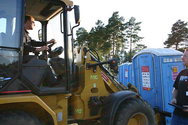 Chaos Communication Camp 2007, Flughafenmuseum Finowfurt : CCC_Camp_2007_IMG_478-7824 : moving shit ...