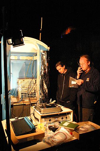 Chaos Communication Camp 2007, Flughafenmuseum Finowfurt : CCC_Camp_2007_IMG_478-7894 : fibre splicing in the field