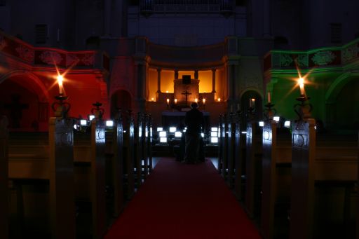 church of the 16th bit : IMG_0463 : pray!