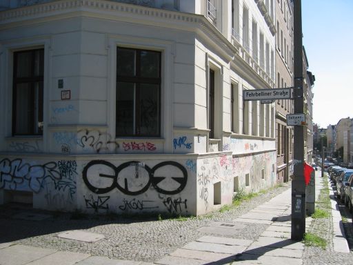 Berlin Street Art : berlin_street_art_IMG_411-1188 : Fehrbelliner Strasse /Christinenstrasse