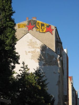 Berlin Street Art : berlin_street_art_IMG_412-1207 : Greifswalder Strasse N52°32.26' E13°25.45' (WGS84)