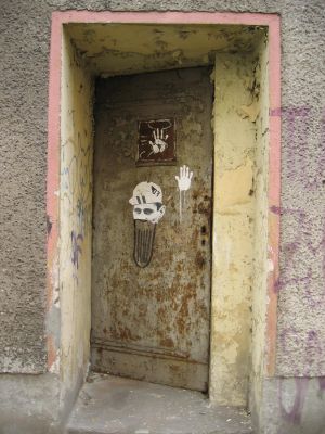 Berlin Street Art : berlin_street_art_IMG_412-1234 : Chodowieckistrasse N52°31.83' E13°25.64' (WGS84)