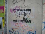 Berlin Street Art : berlin_street_art_IMG_411-1142 ROBOMAN Greifswalder Strasse
N52°31.81' E13°25.55' (WGS84)