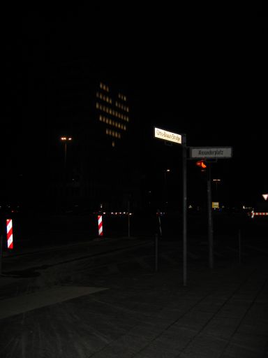 Blinken-Lite, binaere Hausbesetzung in 9 Stunden. : blinken_lite_IMG_414-1462 : so stellt sich also Herr Canon diese Szene vor, hmm...