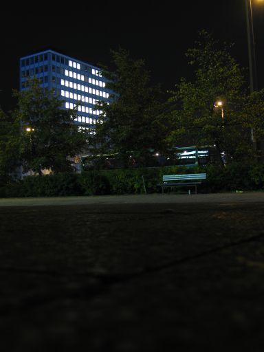 Blinken-Lite, binaere Hausbesetzung in 9 Stunden. : blinken_lite_IMG_414-1482 : ob man mal camouflage-folie nehmen sollte ?