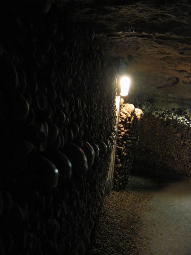 Les Catacombes de Paris : paris_catacombes_IMG_457-5800 : Rotated 90 degrees CW.