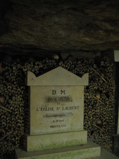 Les Catacombes de Paris : paris_les_catacombes_IMG_458-5820 : Rotated 90 degrees CW.