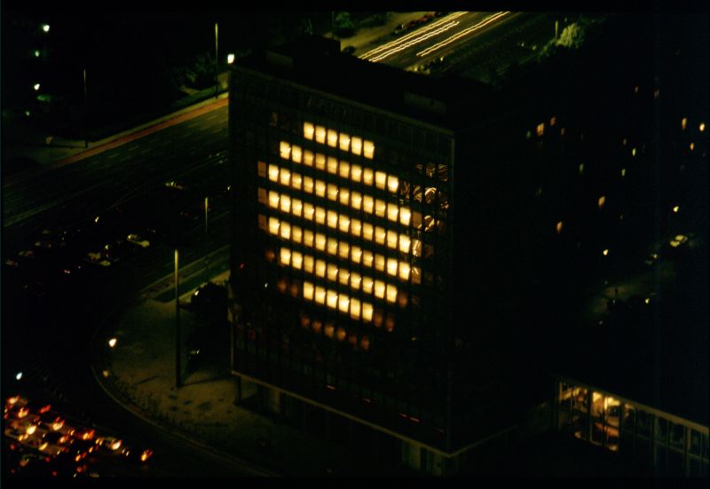 Blinkenlights, some photography. : fs_circle1 : Camera: Canon EOS 50e/Kodak  Elite Chrome 100 (Extra Color)