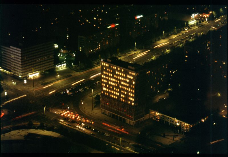 Blinkenlights, some photography. : fs_matrix2 : Camera: Canon EOS 50e/Kodak  Elite Chrome 100 (Extra Color)