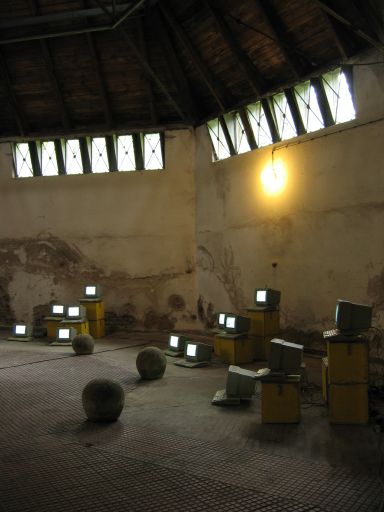 Jeremy Clarke - Computerorchester - Schlo&szlig; Lanke, August 2005 : schloss__lanke_IMG_455-5545 : 