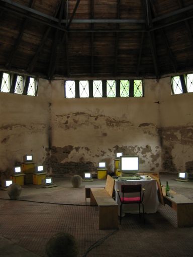 Jeremy Clarke - Computerorchester - Schlo&szlig; Lanke, August 2005 : schloss__lanke_IMG_455-5555 : 