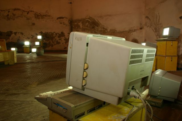 Jeremy Clarke - Computerorchester - Schlo&szlig; Lanke, August 2005 : schloss_lanke_IMG_455-5558 : 