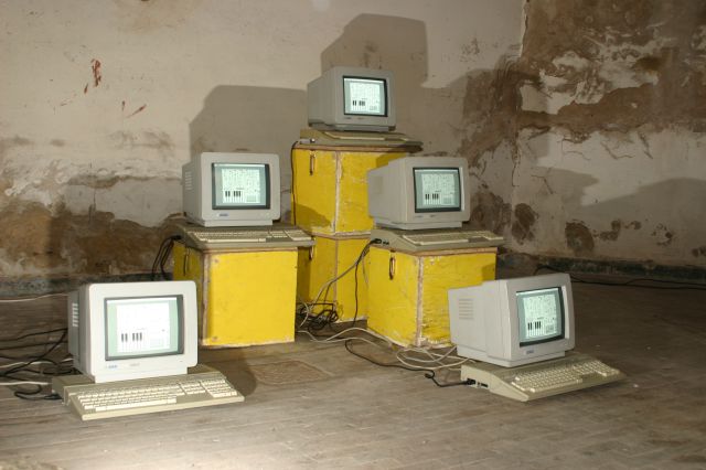 Jeremy Clarke - Computerorchester - Schlo&szlig; Lanke, August 2005 : schloss_lanke_IMG_456-5601 : 