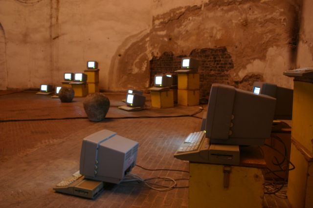 Jeremy Clarke - Computerorchester - Schlo&szlig; Lanke, August 2005 : schloss_lanke_IMG_456-5645 : 