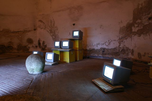 Jeremy Clarke - Computerorchester - Schlo&szlig; Lanke, August 2005 : schloss_lanke_IMG_456-5659 : 