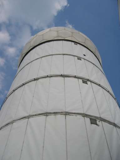 NSA Field Station Teufelsberg,  2004 : IMG_8997 : Teufelsberg main tower seen from below  - 1458