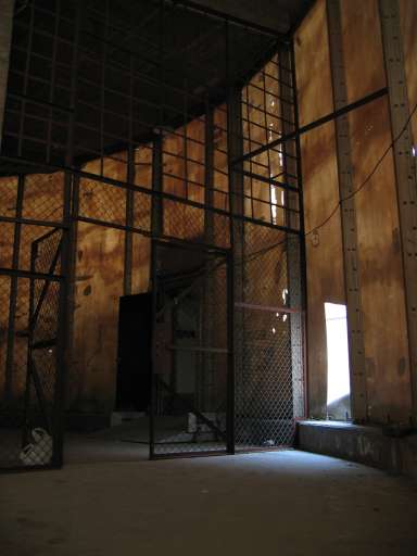 NSA Field Station Teufelsberg,  2004 : IMG_9813 : inside the tower, missing the ghostly noise
