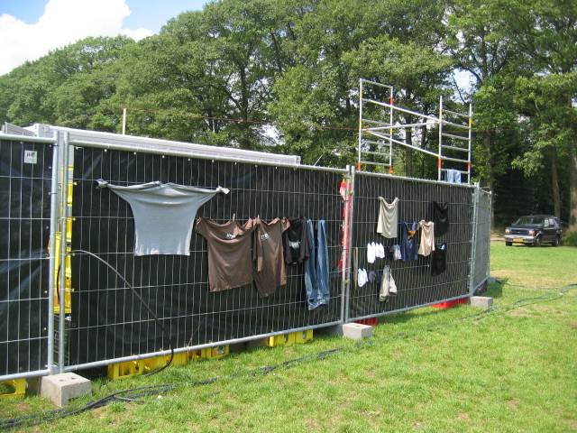 What the Hack, Netherlands, 2005  : what_the__hack_2005_IMG_452-5241 : wet t-shirts