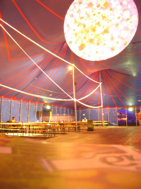 What the Hack, Netherlands, 2005  : what_the_hack_IMG_449-4996 : inside what the bar