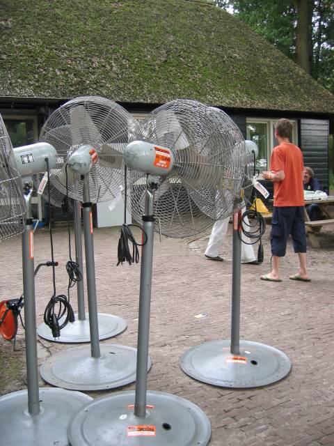 What the Hack, Netherlands, 2005  : what_the_hack_IMG_450-5051 : fans